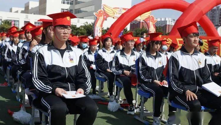 探索山东有哪些适合初中男生的技术学校?,感受无限可能
